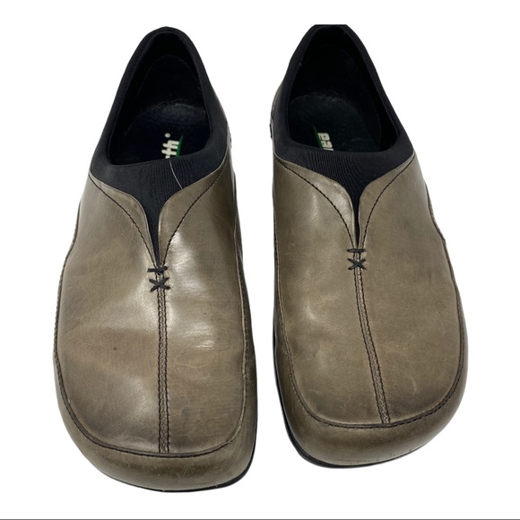 Women's Earth Leather Loafers Light Brown Size 8 - Picture 3 of 8